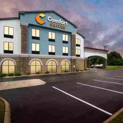 Comfort Suites Jackson I-40 Hotel Exterior
