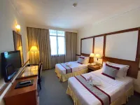 Grand City Hotel Hotels near Gadong Night Market