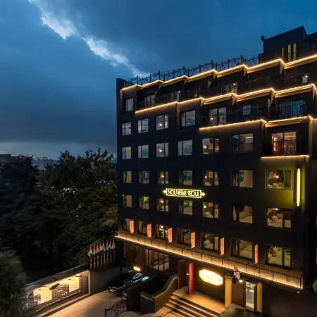 Nouvelle Seoul Hotel Itaewon by Aank