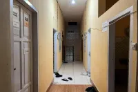 Hotel O Qq Kost Near Pantai Kebesaran Beach