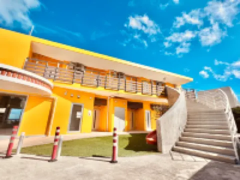 クルス・デル・スール マエサトビーチ周辺のホテル