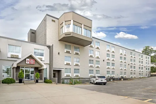 Best Western Plus Longbranch Hotel  Convention Center Hotels in Marion