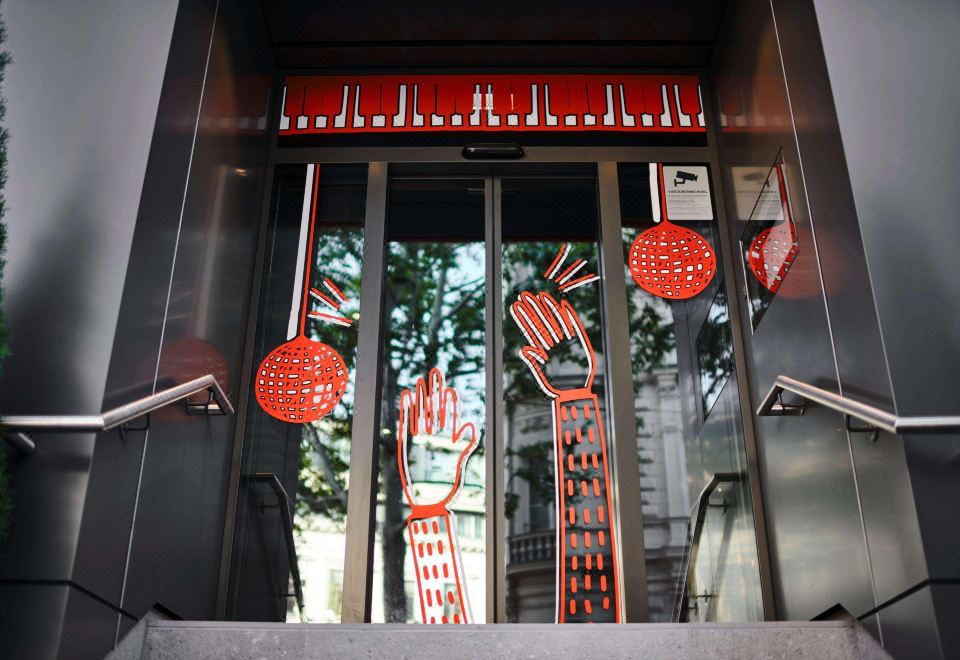 2. 아즈 인 더 시..