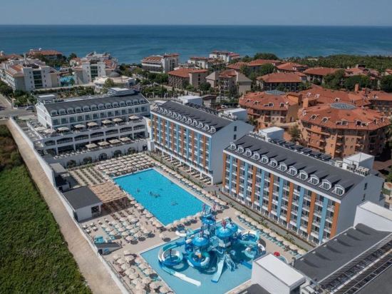 Arcanus Hotels Trendline Side