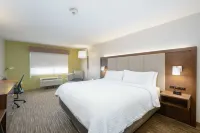 Holiday Inn Express & Suites Carlsbad by IHG Hotel a Carlsbad