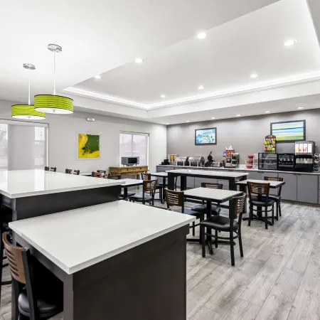 Best Western Palace Inn  Suites
