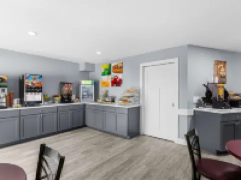 Quality Inn Lakefront Hotels in Mackinac County