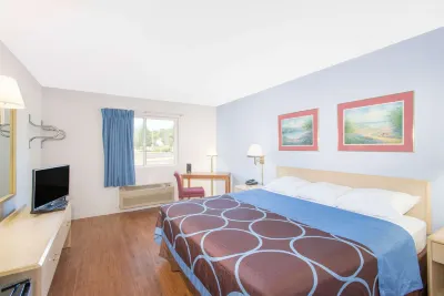Super 8 by Wyndham Webster/Rochester Hotels in Webster