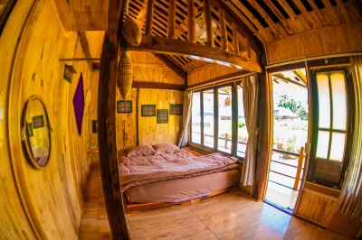 Clubhouse Mebayluon Paragliding Hotels near Rice Tray Viewpoint Mâm Xôi
