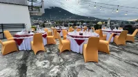Emerald Hotel - servizio colazione