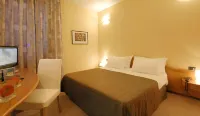 B&B HOTEL First Hotel a Calenzano