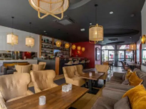 HOTEL DE PARIS Hotels in Sète