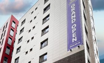 Hostel The Camino Seoul
