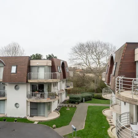 Deauville II