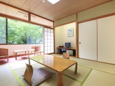 Achi no Sato Hirugami