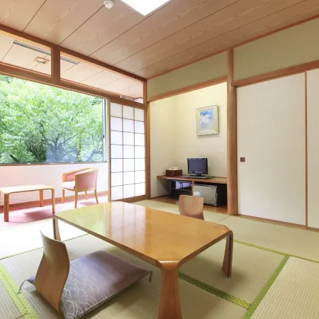 Achi no Sato Hirugami