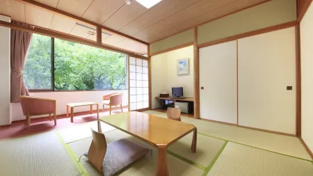 Achi no Sato Hirugami