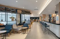 Courtyard by Marriott Keele Staffordshire - Parkplatz