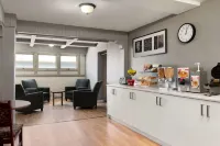 Travelodge by Wyndham Blairmore Hotels in Blairmore