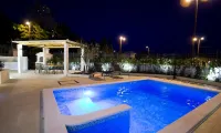 Luxury Apartment Split with pool