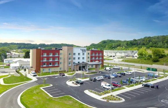 迪科拉萬楓酒店及套房