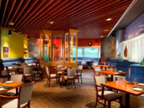 Four Points by Sheraton Bakersfield ベーカーズフィールドのホテル