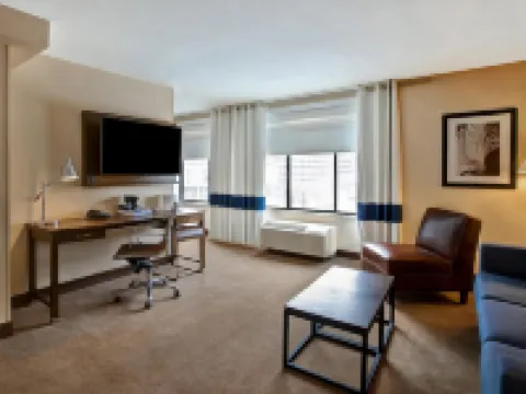 Four Points by Sheraton Peoria Hotels in Peoria