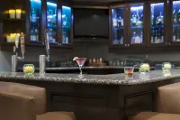 薩凡納歷史區假日酒店 - 酒吧