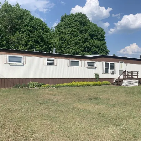 Walking distance to beaches and downtown