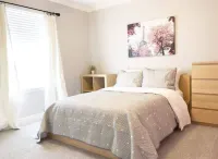 2300sqft Spacious and Functional Cul-de-Sac Gem Near I-10 Hotels near Gateway Church of Christ