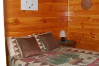 Fisherman's Dream Cabin 4 ON THE RIVER!!!!!