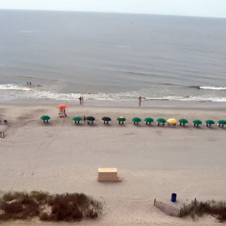 STUNNING OCEANFRONT Condo*Pool* Jacuzzi*FREE WiFi & Parking*Cable TV*AC*Grill