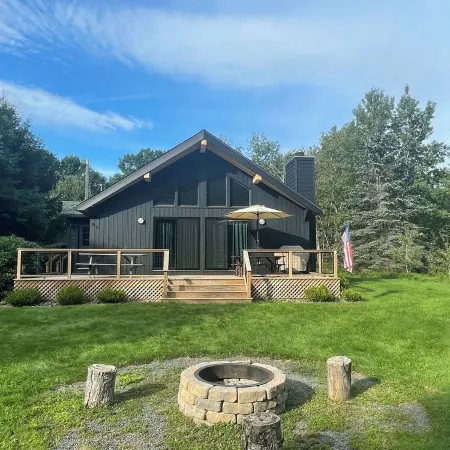 Private Chalet less than 1 mile to Ski Resort