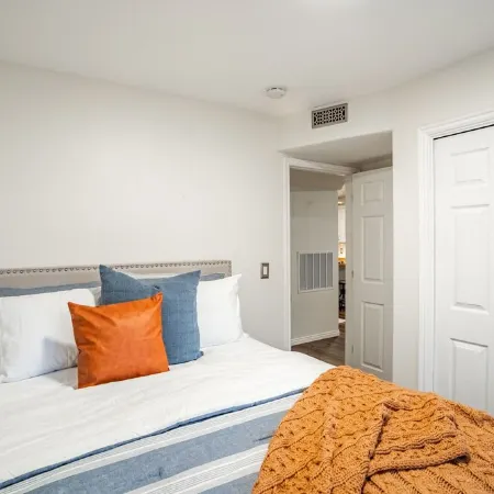 The Cozy Farmhouse Condo