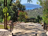 Propriété au Calme Avec Très Belle vue sur Saint Tropez