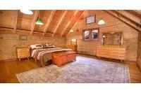 Huskey Grove Farm, 1850's Dream Cabin on 58 acres