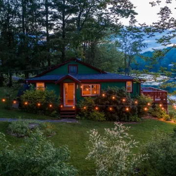 Magical lakeside retreat with hot tub + dog friendly!