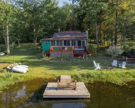 Magical lakeside retreat with hot tub + dog friendly! Hotels in Chenango County