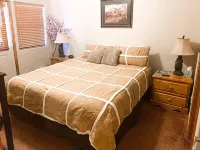 Gorgeous 2BR/2BA with Stunning Views and Great Location Hotel di Show Low