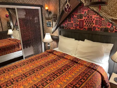 Tiki Themed Condo on Tampa Bay