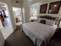 LARGE Lakeview Blue Heron CONDO near DISNEY with Balcony & 2 Resort POOLS & SPA Hoteles cerca de SeaWorld Orlando