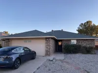 Fully furnished house - 15 minutes to White Sands/10 mins to Holloman AFB New York Art & Music Studio附近的飯店
