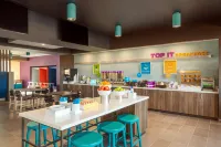Tru by Hilton Scottsdale Salt River