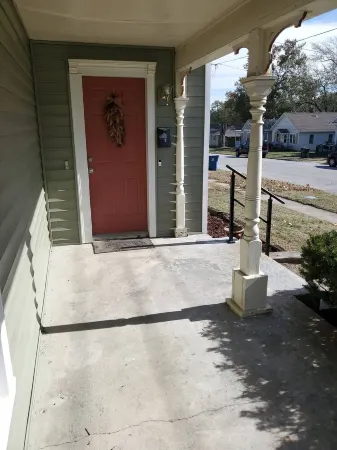 Home Away From Home Отели в г. Johnson County