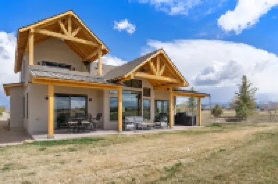 Luxurious Villa on Bridges golf course, only an hour from Telluride