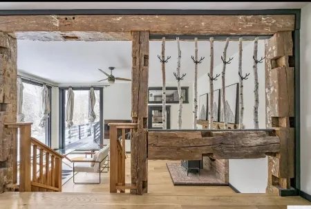 New - Cozy Modern: Stunning Views,3 Mins Ski,BBQ,Fire Pit,Game Room,Walk to Town Отели в г. Виндхам