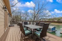 New Luxury Water Front Oasis with New Private Dock & Hot Tub!! - 4-Star