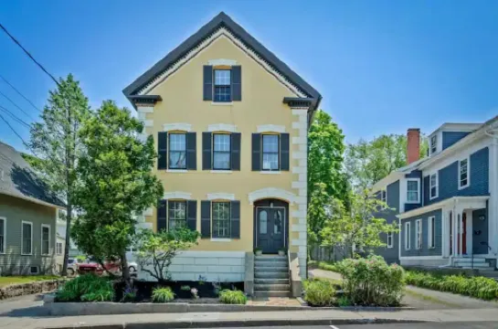 2BR/2.5Bath|KING Suite|Balcony|Reserved Parking!