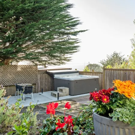 Luxury Spa Retreat Guest House with Ocean View