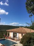 Comfortable villa with private pool 5 minutes from the beach